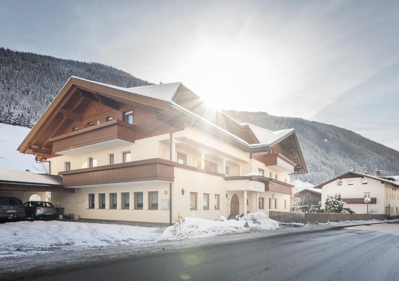 Garni Appartement Alpenresidence Cadipietra Eksteriør bilde