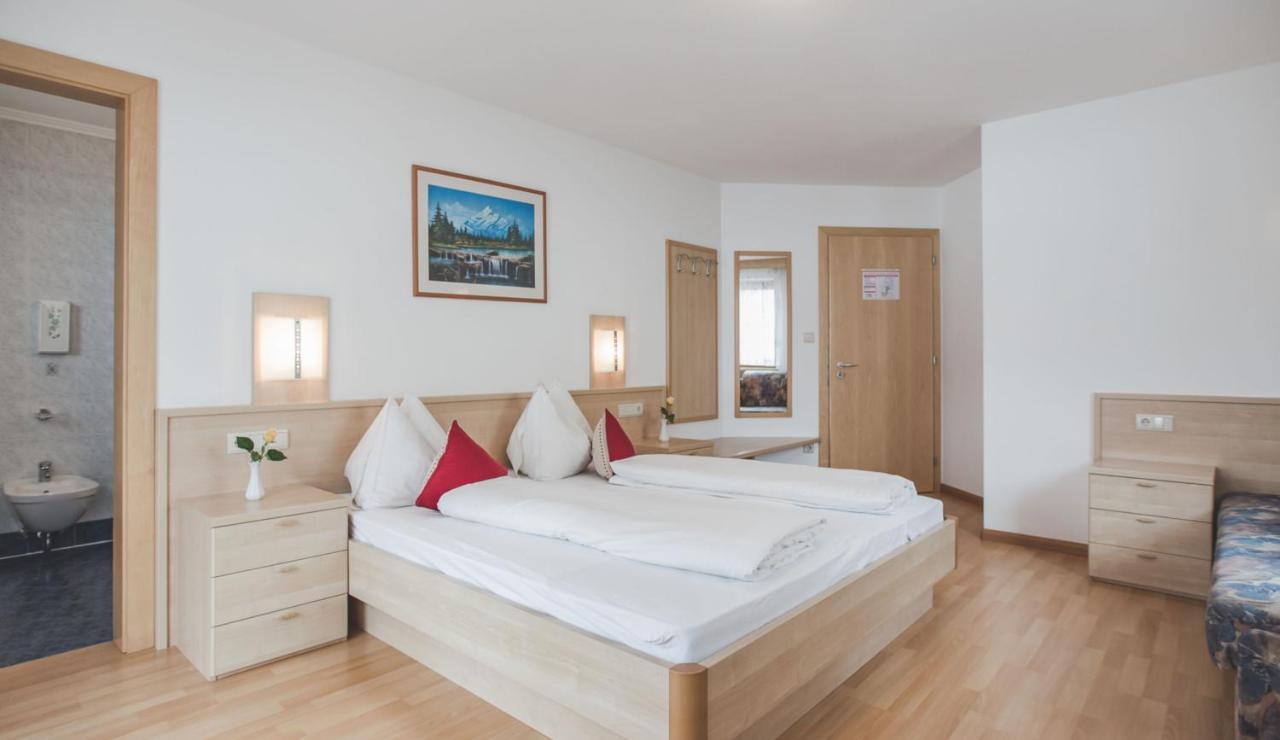 Garni Appartement Alpenresidence Cadipietra Eksteriør bilde