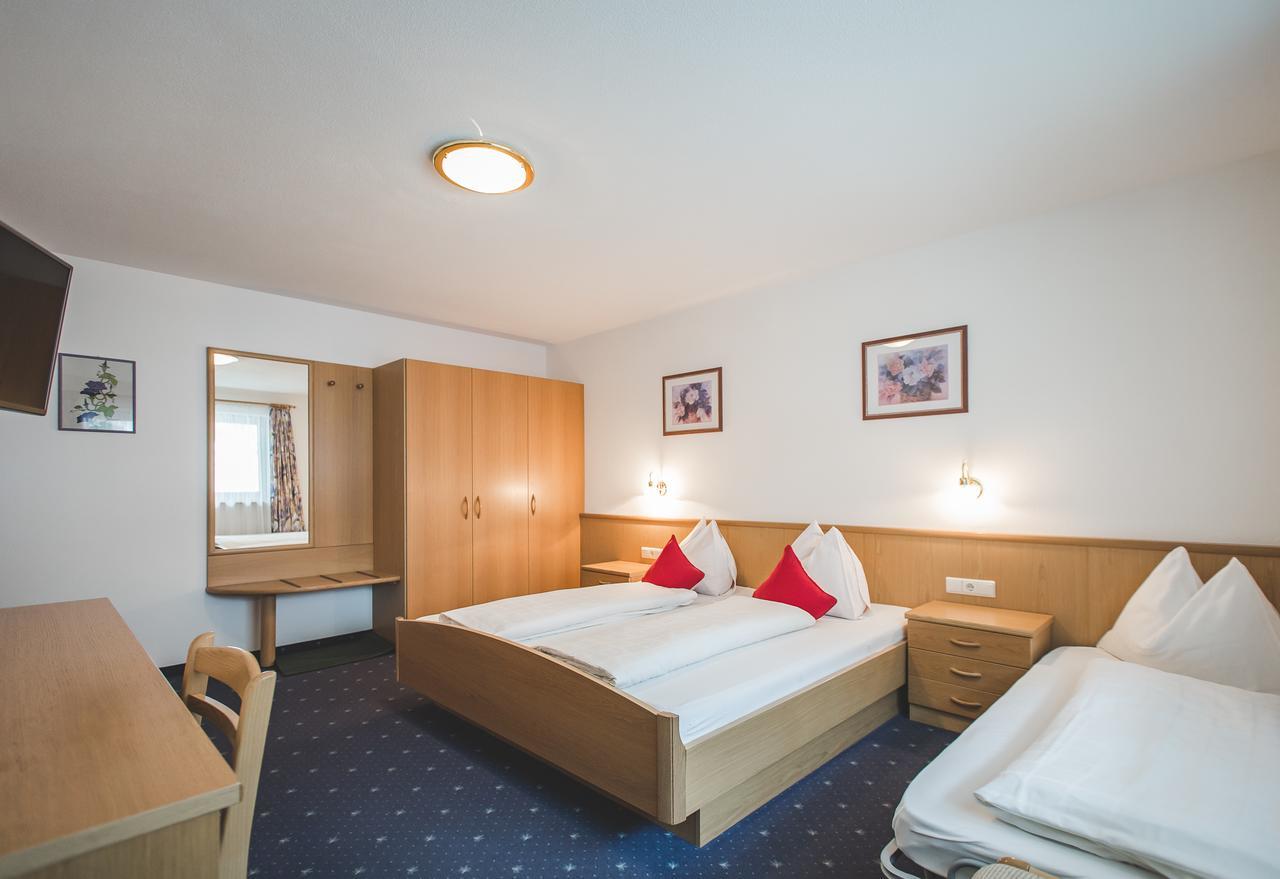 Garni Appartement Alpenresidence Cadipietra Eksteriør bilde
