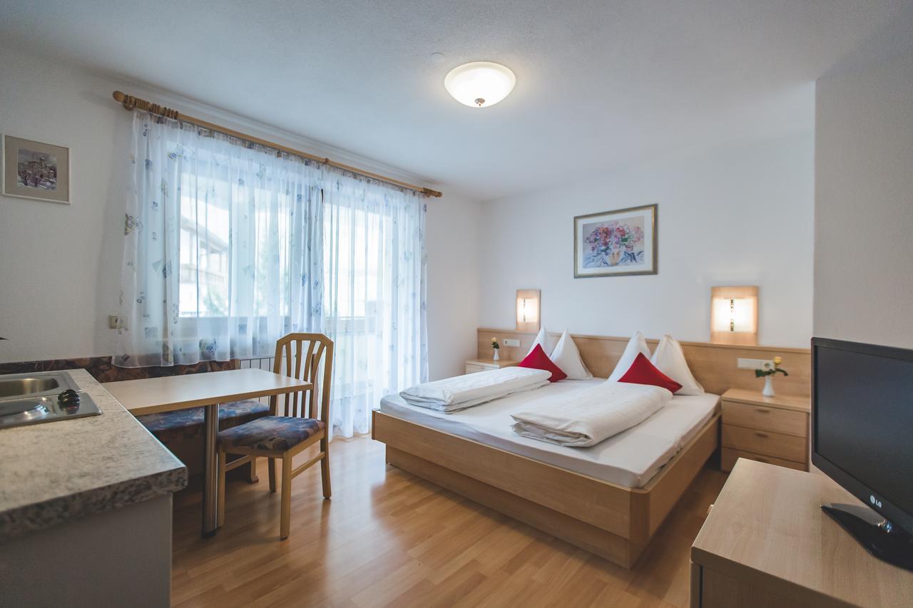 Garni Appartement Alpenresidence Cadipietra Eksteriør bilde